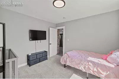 719 Bonfoy Avenue, Colorado Springs, CO 80909 - Photo 15