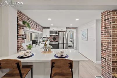 719 Bonfoy Avenue, Colorado Springs, CO 80909 - Photo 3