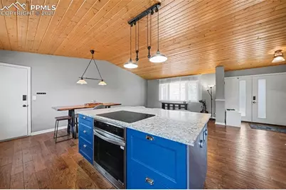 6727 Duke Drive, Colorado Springs, CO 80918 - Photo 7