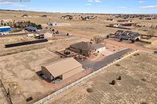 1225 N Parkridge Dr, Pueblo, CO 81007 - Photo 35