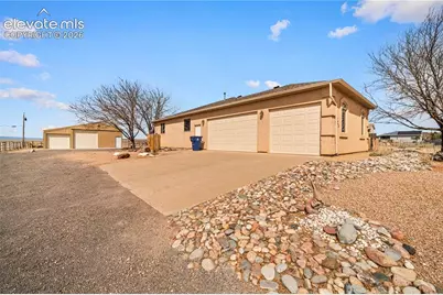 1225 N Parkridge Drive, Pueblo, CO 81007 - Photo 41