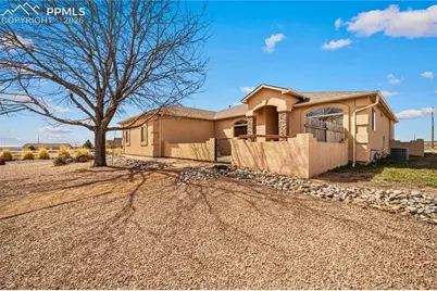 1225 N Parkridge Drive, Pueblo, CO 81007 - Photo 1