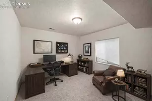 1225 N Parkridge Dr, Pueblo, CO 81007 - Photo 17