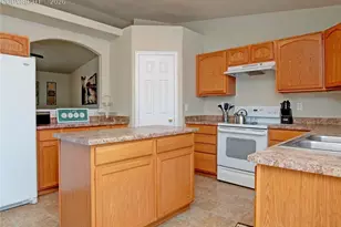 4806 Rusty Nail Point, Colorado Springs, CO 80916 - Photo 9