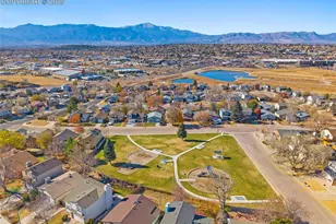 2650 Fredricksburg Dr, Colorado Springs, CO 80922 - Photo 45