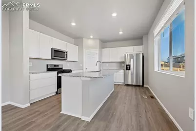 10723 Rolling Ranch Drive, Peyton, CO 80831 - Photo 9