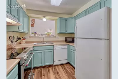2005 Sussex Lane, Colorado Springs, CO 80909 - Photo 3