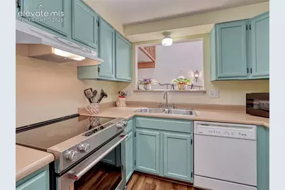 2005 Sussex Lane, Colorado Springs, CO 80909 - Photo 17