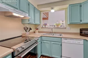 2005 Sussex Ln, Colorado Springs, CO 80909 - Photo 17