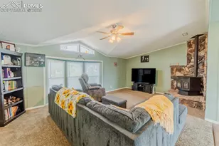 17240 Honey Dew Ct, Peyton, CO 80831 - Photo 5