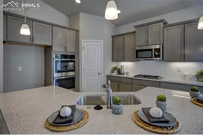 5181 Devers Court, Colorado Springs, CO 80925 - Photo 11