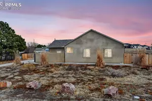 1470 Villa Spanada St, Pueblo, CO 81006 - Photo 7