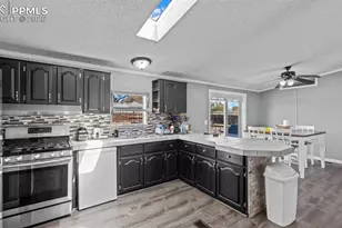 2519 E 10th St, Pueblo, CO 81001 - Photo 19