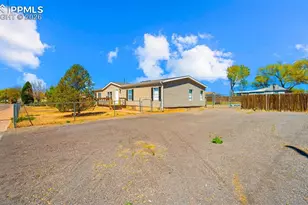 2519 E 10th St, Pueblo, CO 81001 - Photo 31