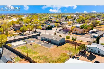 2519 E 10th Street, Pueblo, CO 81001 - Photo 29