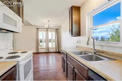 11045 Peaceful Valley Road, Colorado Springs, CO 80925 - Photo 13