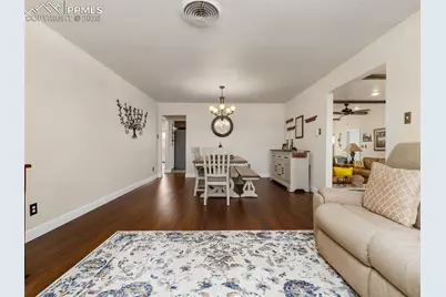 20 Robertson Road, Pueblo, CO 81001 - Photo 11