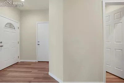 125 Terrace Drive, Colorado Springs, CO 80906 - Photo 7