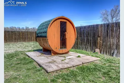 411 E Iowa Avenue, Fountain, CO 80817 - Photo 37