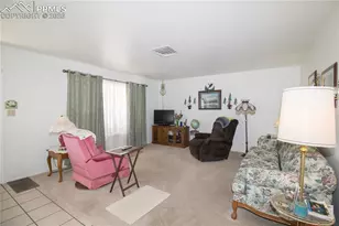 327 W Circle Dr, Canon City, CO 81212 - Photo 5
