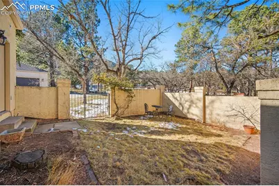 1425 W Cheyenne Mountain Boulevard, Colorado Springs, CO 80906 - Photo 47