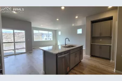 718 Belleza View, Colorado Springs, CO 80907 - Photo 7