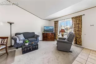 275 Settlement Ln, Elizabeth, CO 80107 - Photo 3