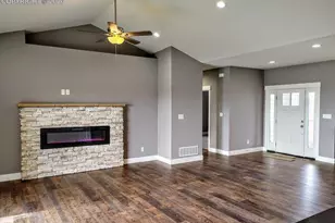 697 E Cabaret Dr, Pueblo West, CO 81007 - Photo 9