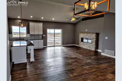 697 E Cabaret Drive, Pueblo West, CO 81007 - Photo 7