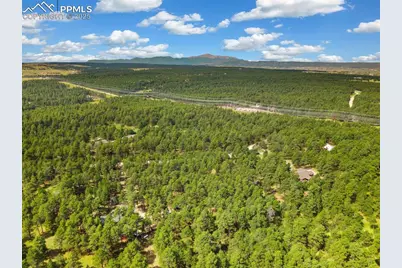 10930 Elizabeth Way, Colorado Springs, CO 80908 - Photo 3