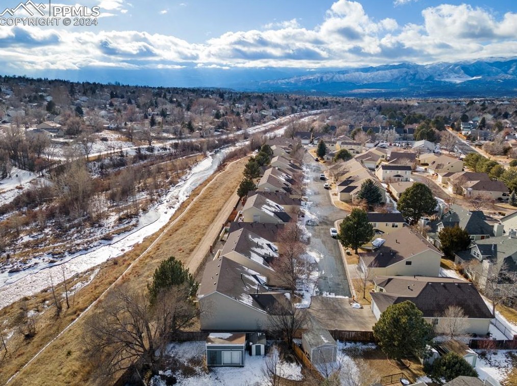 3349 Chestnut Glen Ln, Colorado Springs CO  80918-4638 exterior