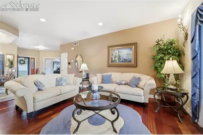 4709 Desert Candle Drive, Pueblo, CO 81001 - Photo 9