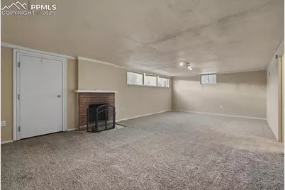 1133 Farragut Avenue, Colorado Springs, CO 80909 - Photo 23
