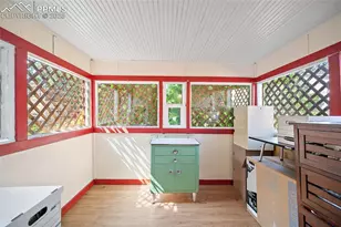 1823 W Pikes Peak Ave, Colorado Springs, CO 80904 - Photo 25