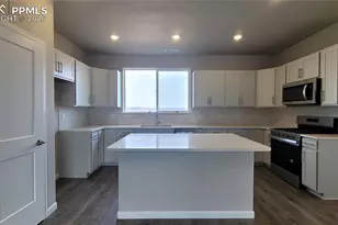 711 Belleza Vw, Colorado Springs, CO 80907 - Photo 11