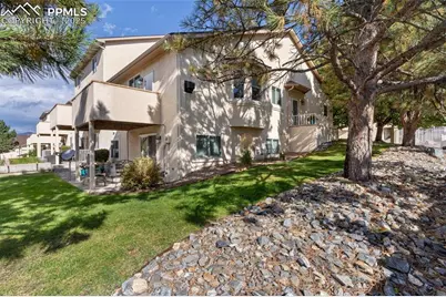 2066 Summerset Drive, Colorado Springs, CO 80920 - Photo 3