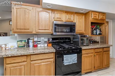 5505 Teakwood Terrace, Colorado Springs, CO 80918 - Photo 17