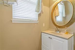 10239 Clovercrest Dr, Colorado Springs, CO 80920 - Photo 33