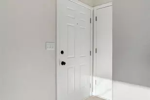 3865 Chinawood Ct, Colorado Springs, CO 80918 - Photo 3