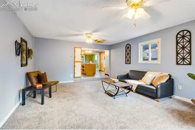 1732 Comanche Road, Pueblo, CO 81001 - Photo 9