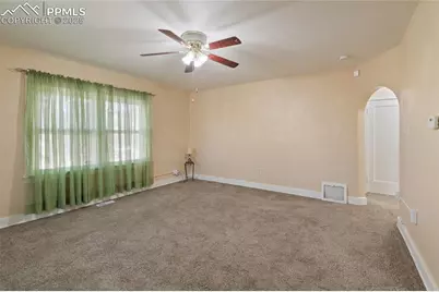 238 W Grant Avenue, Pueblo, CO 81004 - Photo 9