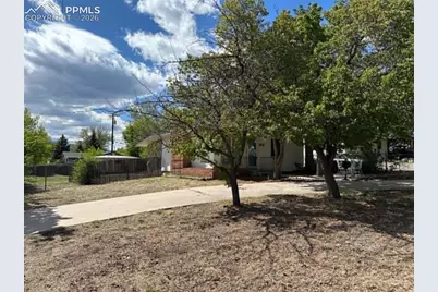 1102 Iowa Avenue, Colorado Springs, CO 80909 - Photo 3