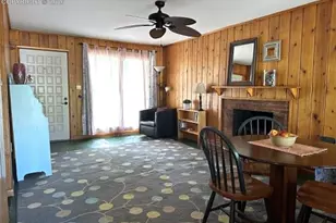 1102 Iowa Ave, Colorado Springs, CO 80909 - Photo 9