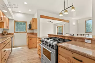 887 Oxford Ln, Colorado Springs, CO 80905 - Photo 11