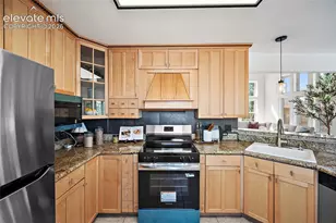 473 S Hook Ct, Pueblo, CO 81007 - Photo 9