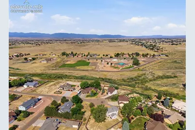 473 S Hook Court, Pueblo, CO 81007 - Photo 37
