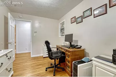 2443 Clarkson Drive, Colorado Springs, CO 80909 - Photo 27