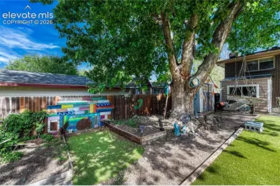 2315 Lelaray Street, Colorado Springs, CO 80909 - Photo 33