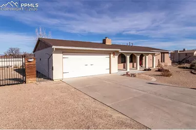 95 E Idaho Springs Drive, Pueblo, CO 81007 - Photo 7