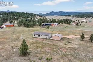 111 Estes Cir, Florissant, CO 80816 - Photo 3